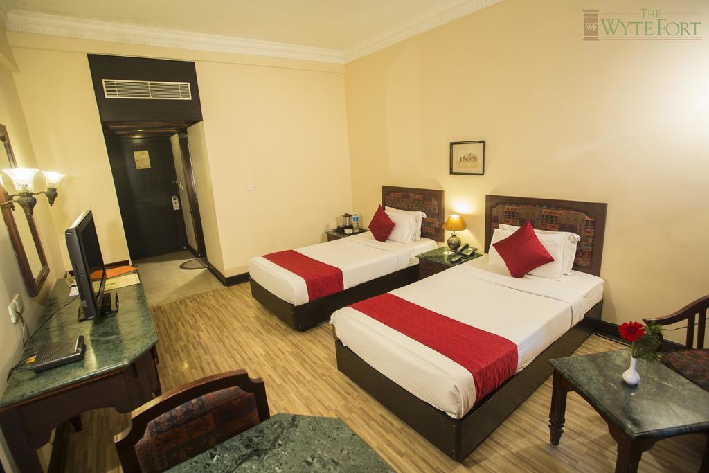 The Wyte Fort Hotell Kochi Exteriör bild